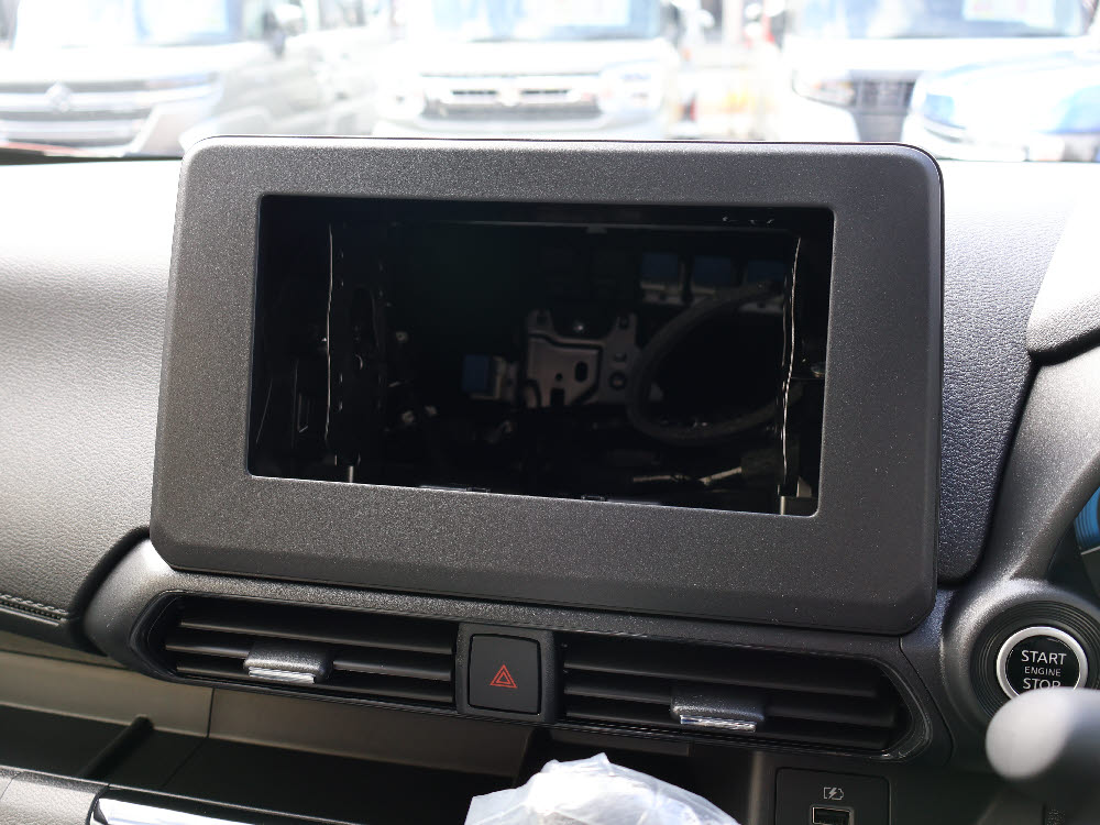 ミツビシ　ｅｋクロス　G5枚目