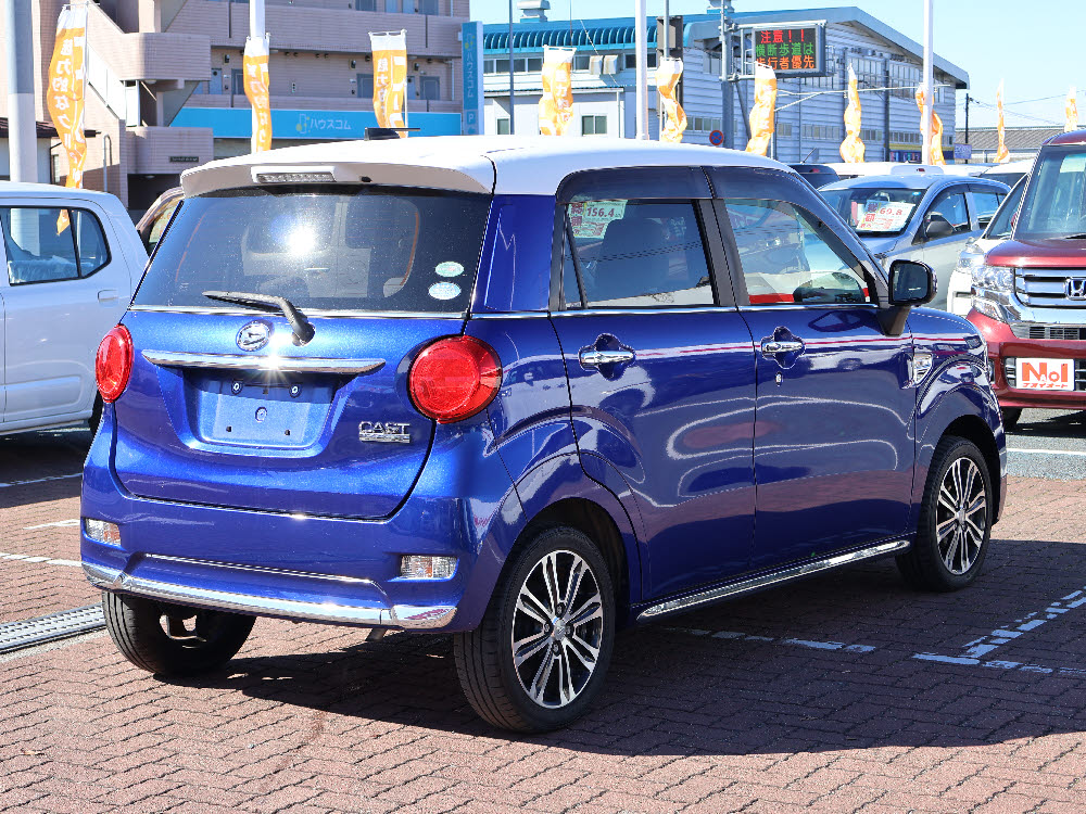 ダイハツ　キャストスタイルX3枚目