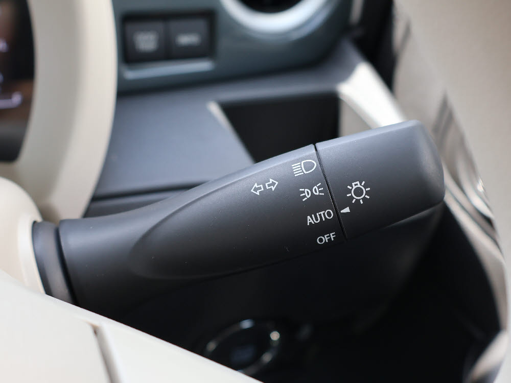 スズキ　ワゴンＲスマイル　HYBRID　S14枚目