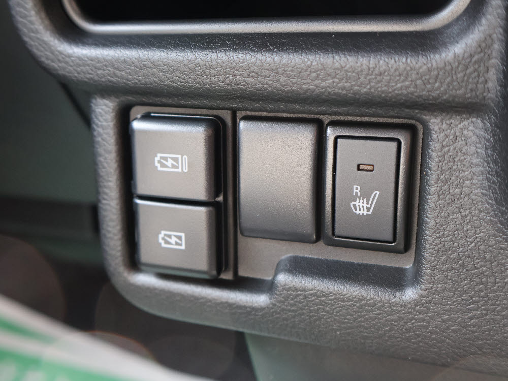 スズキ　ワゴンＲスマイル　HYBRID　S15枚目