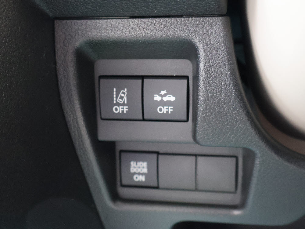 スズキ　ワゴンＲスマイル　HYBRID　S17枚目