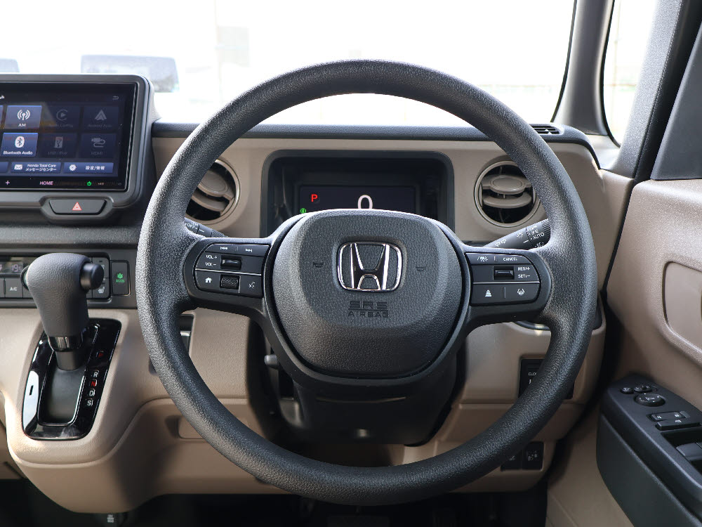 ホンダ　N BOX JOY 8インチディスプレイオーディオ　8枚目