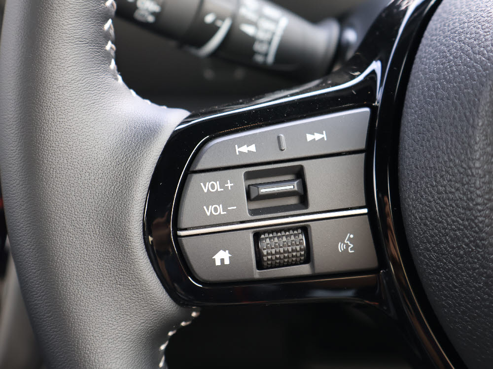 ホンダ　N BOXカスタム　コーディネートスタイル純正8インチナビ15枚目