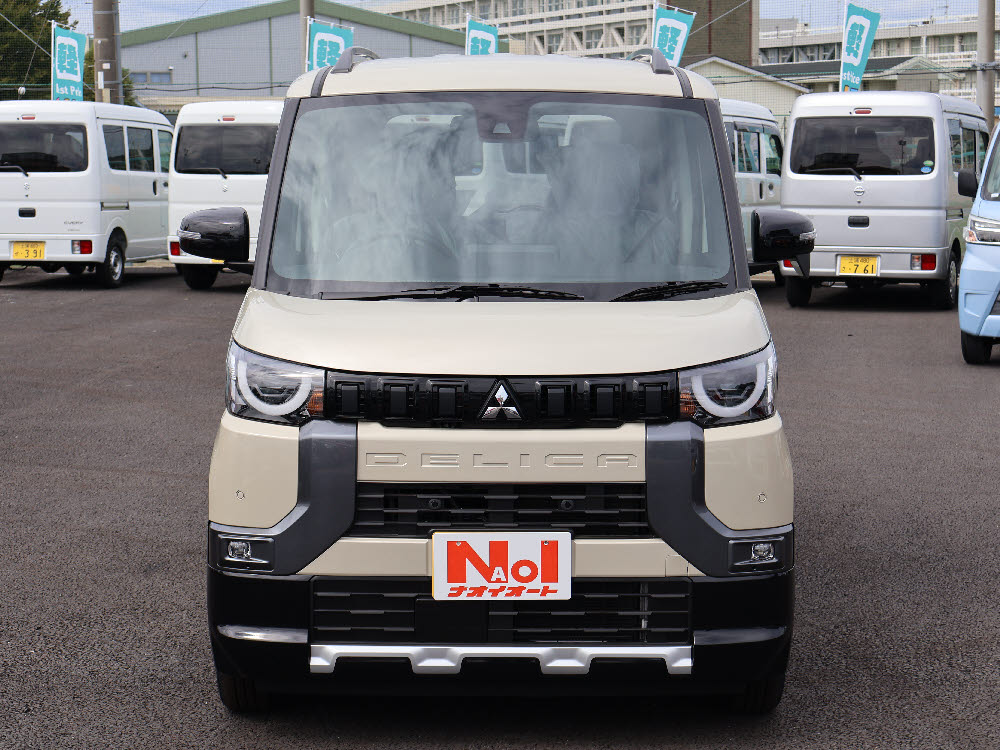 ミツビシ　デリカミニ　G1枚目