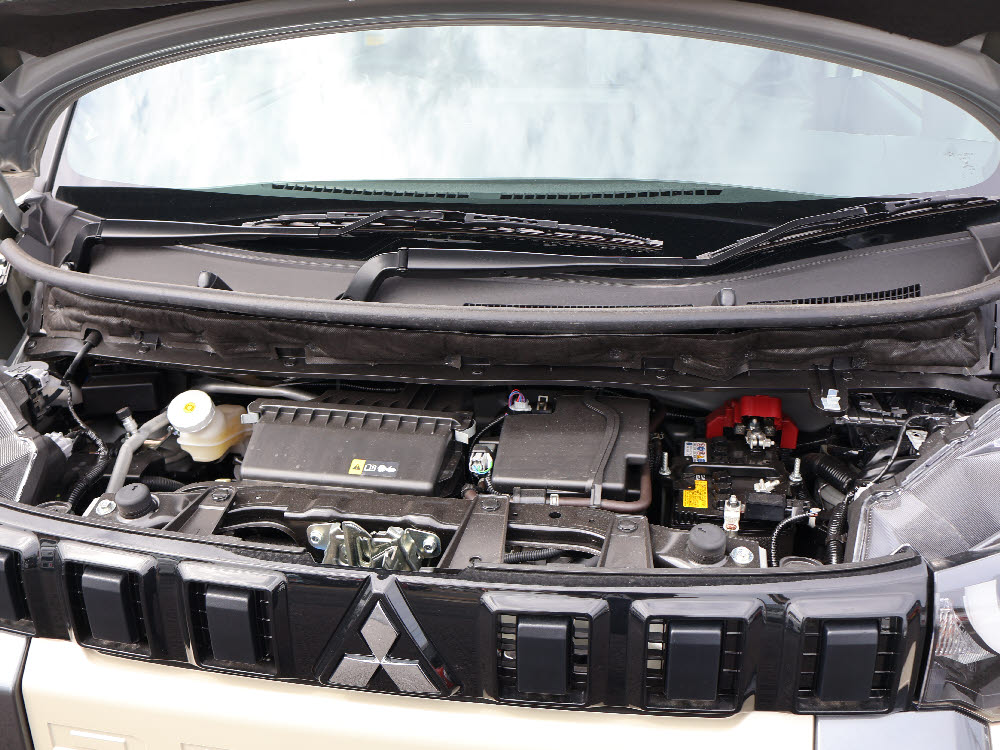 ミツビシ　デリカミニ　G19枚目