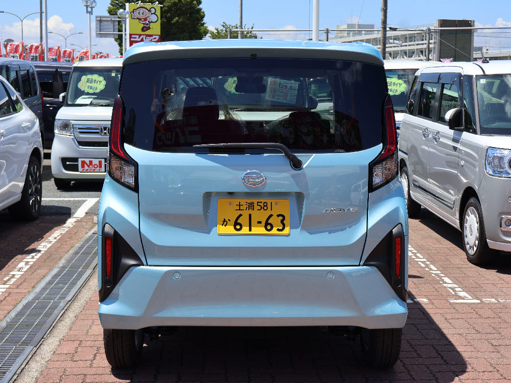 ダイハツ　ムーヴ　G　9インチDO4枚目