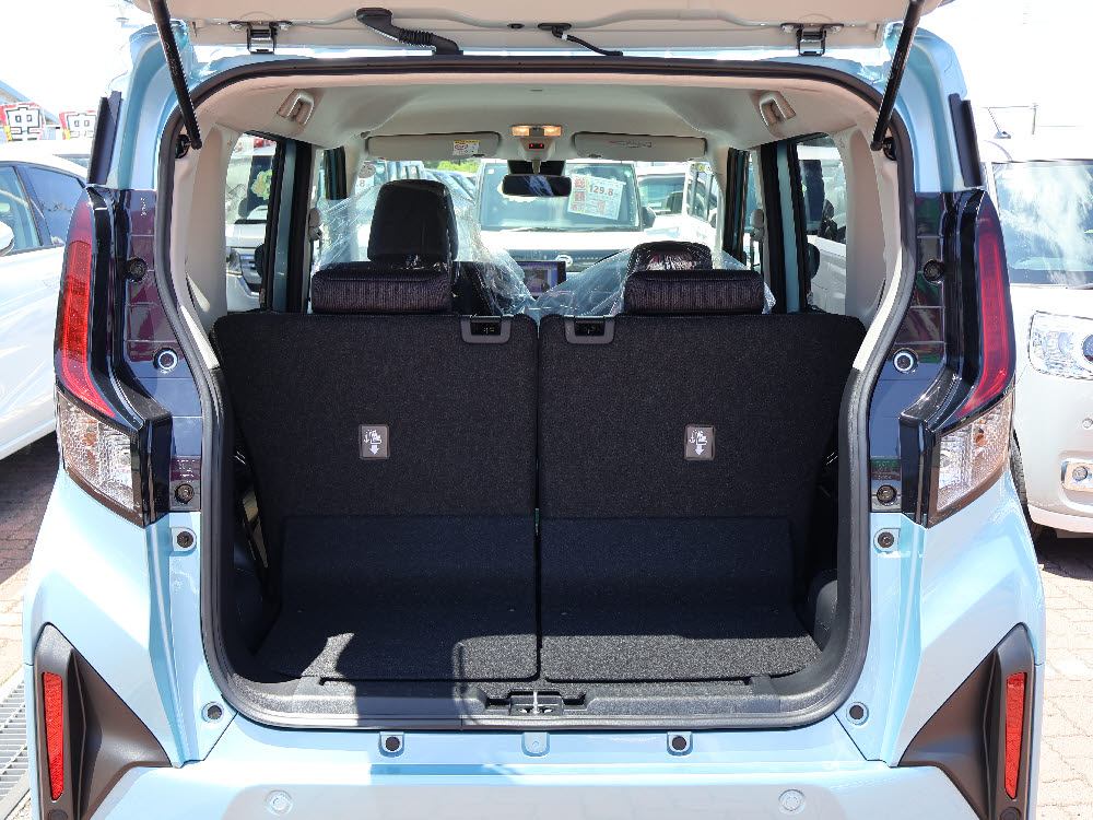 ダイハツ　ムーヴ　G　9インチDO5枚目