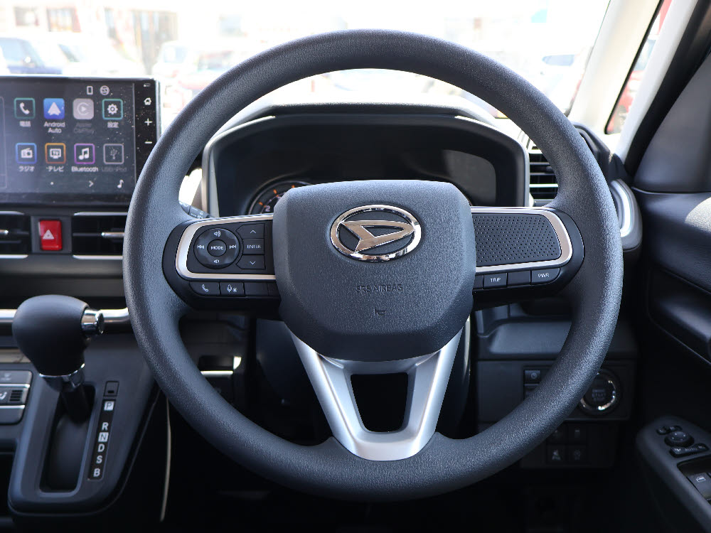 ダイハツ　ムーヴ　G　9インチDO7枚目