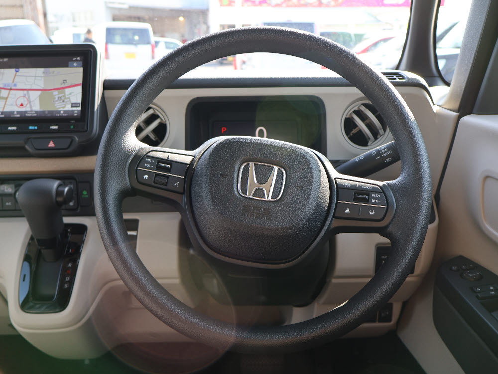 ホンダ　Ｎ ＢＯＸ　8インチナビ（VXM-245ZFEi）7枚目