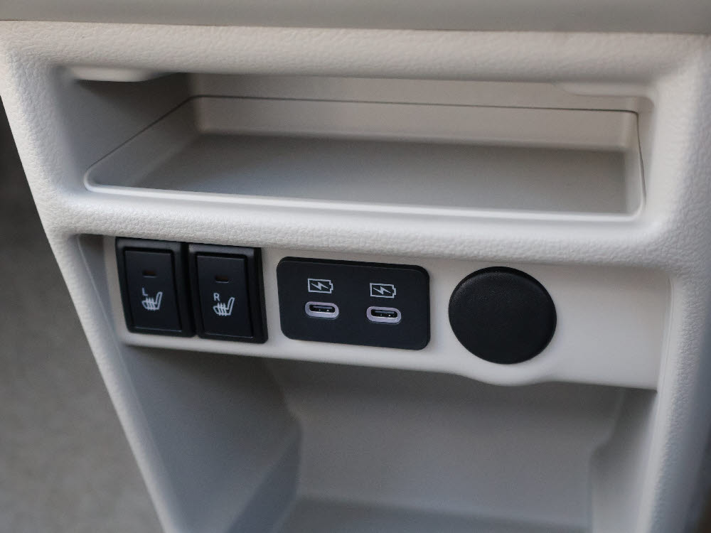 スズキ　ラパン LC　HYBRID X12枚目