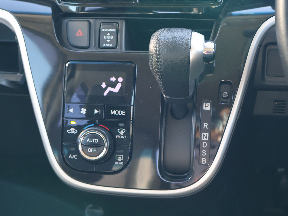 ダイハツ　ムーヴカスタム　RSハイパーSAⅢ14枚目