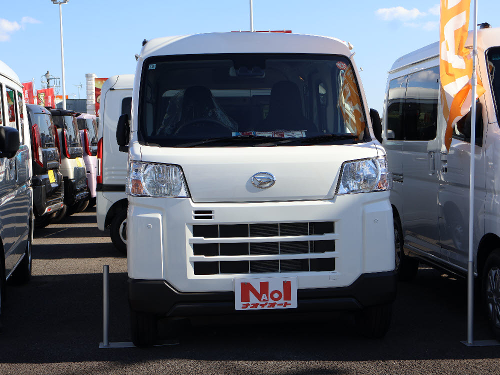 ダイハツ　ハイゼットカーゴ　デラックス1枚目