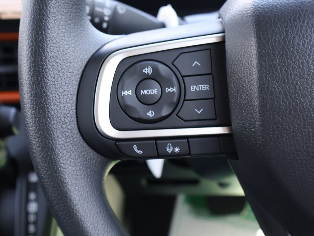 ダイハツ　タントファンクロス　DA付9枚目