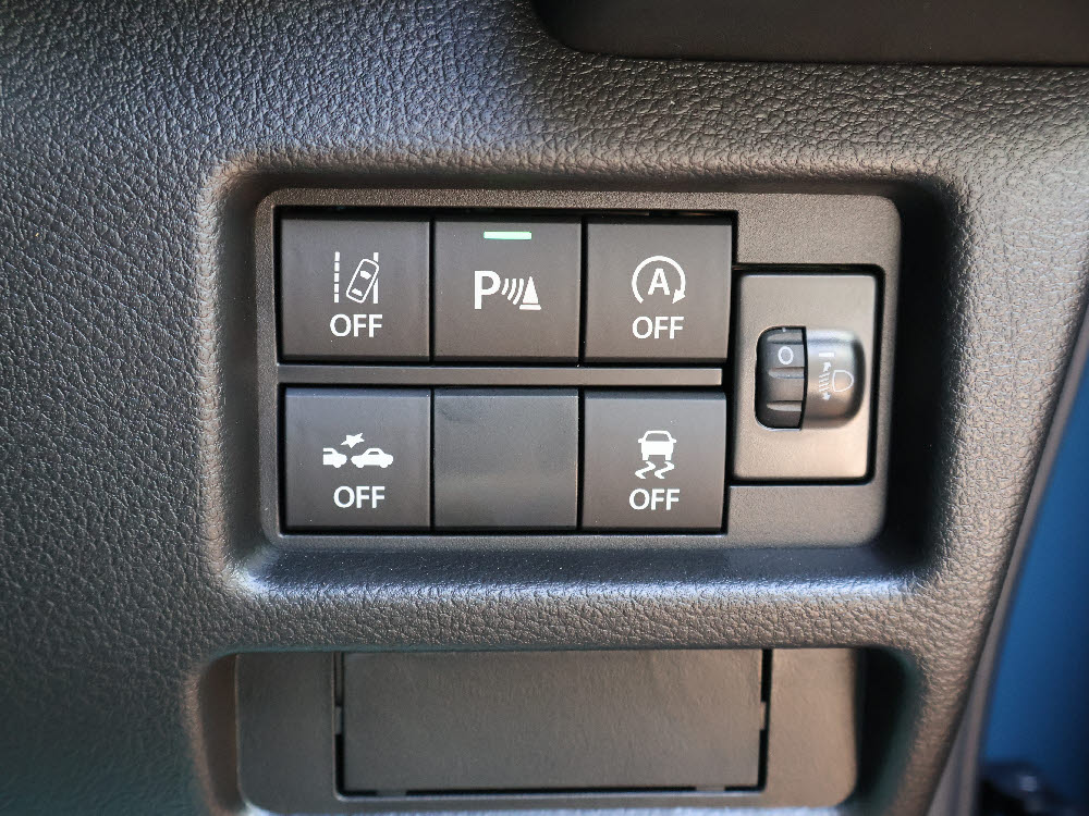 スズキ　ハスラー　HYBRID G オーディオレス12枚目