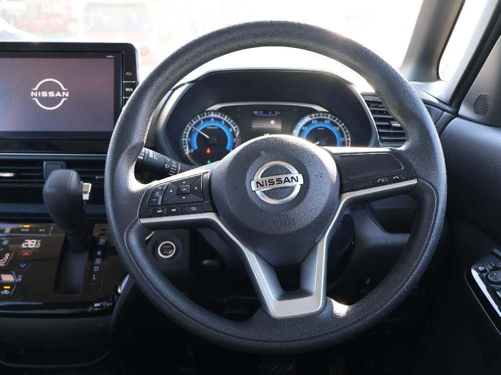 ニッサン　ルークス　ハイウェイスターX7枚目