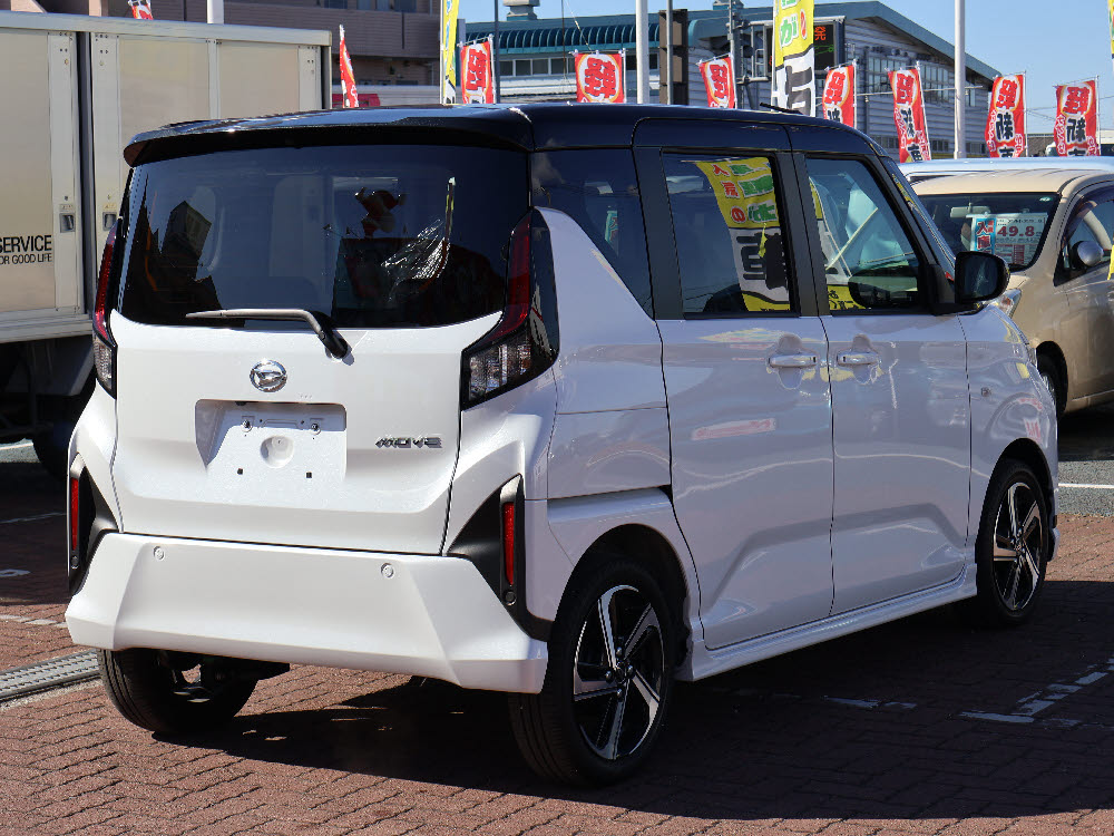 ダイハツ　ムーヴ　RS3枚目