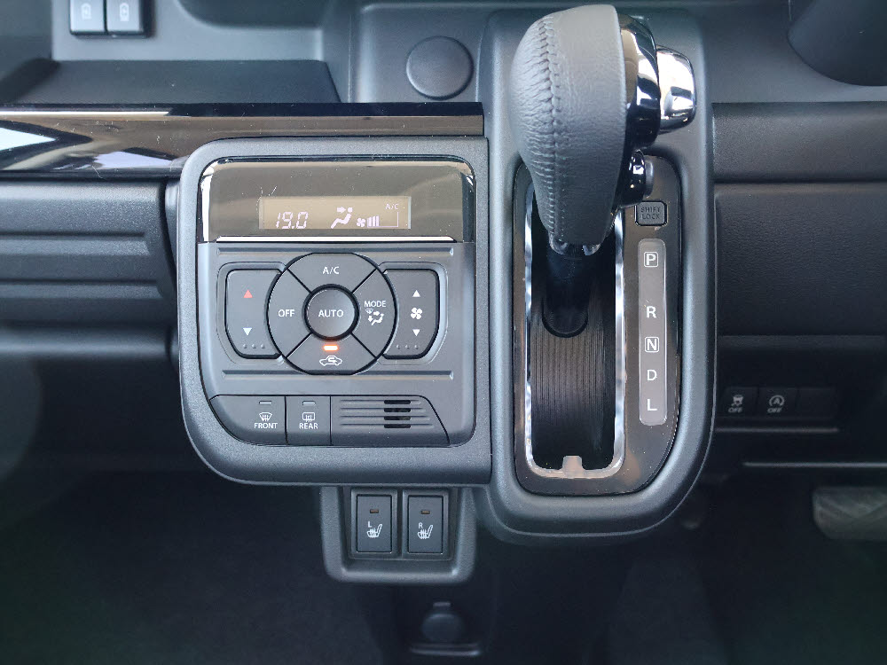 スズキ　スペーシアカスタム　HYBRID XS　オーディオレス10枚目