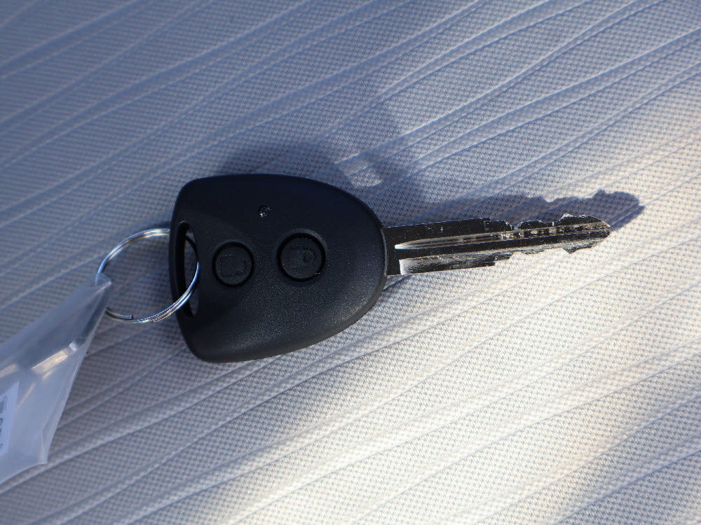 ダイハツ　ミライース　L SAⅢ11枚目