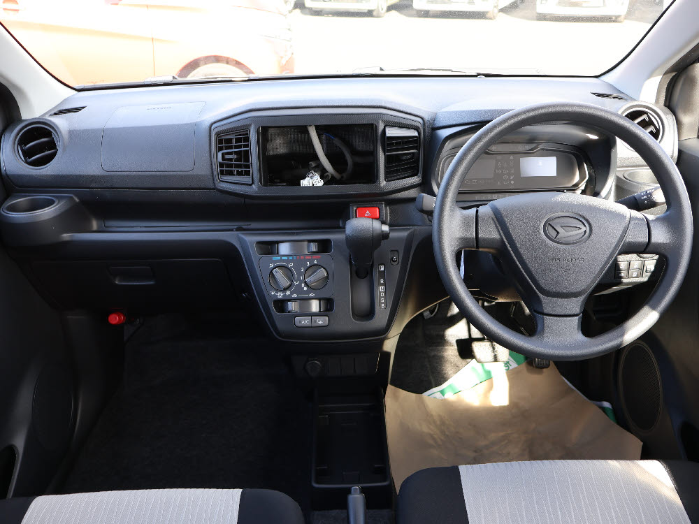 ダイハツ　ミライース　L SAⅢ3枚目