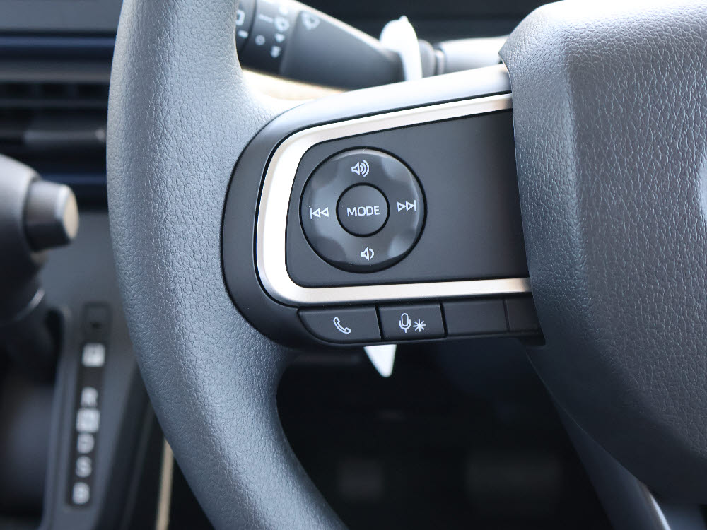 ダイハツ　タント　L アップグレードP10枚目