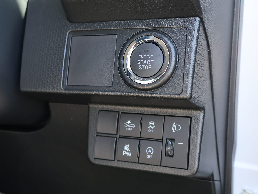 ダイハツ　タント　L アップグレードP14枚目