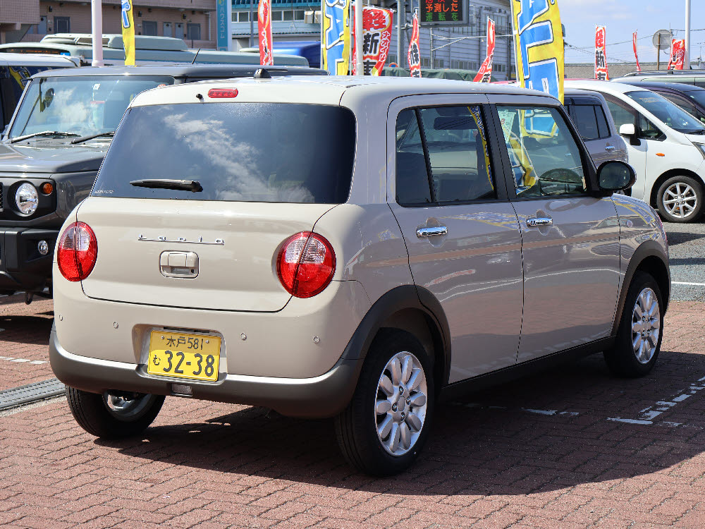 スズキ　ラパン　X　3枚目
