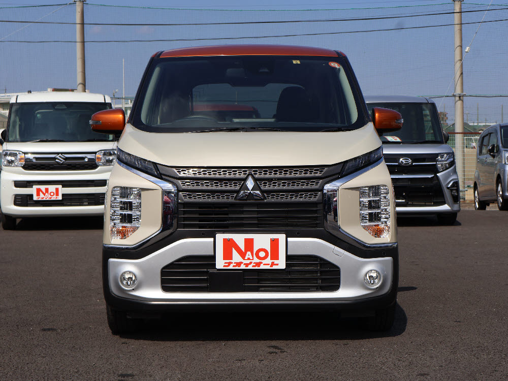 ミツビシ　ｅｋクロス　T1枚目