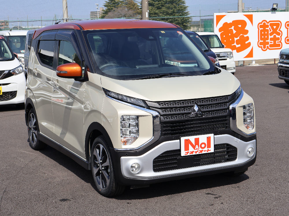 ミツビシ　ｅｋクロス　T2枚目