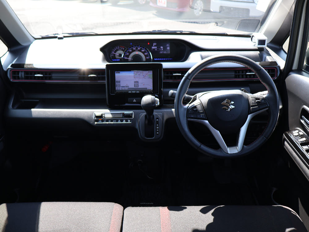 スズキ　ワゴンＲスティングレー　T6枚目