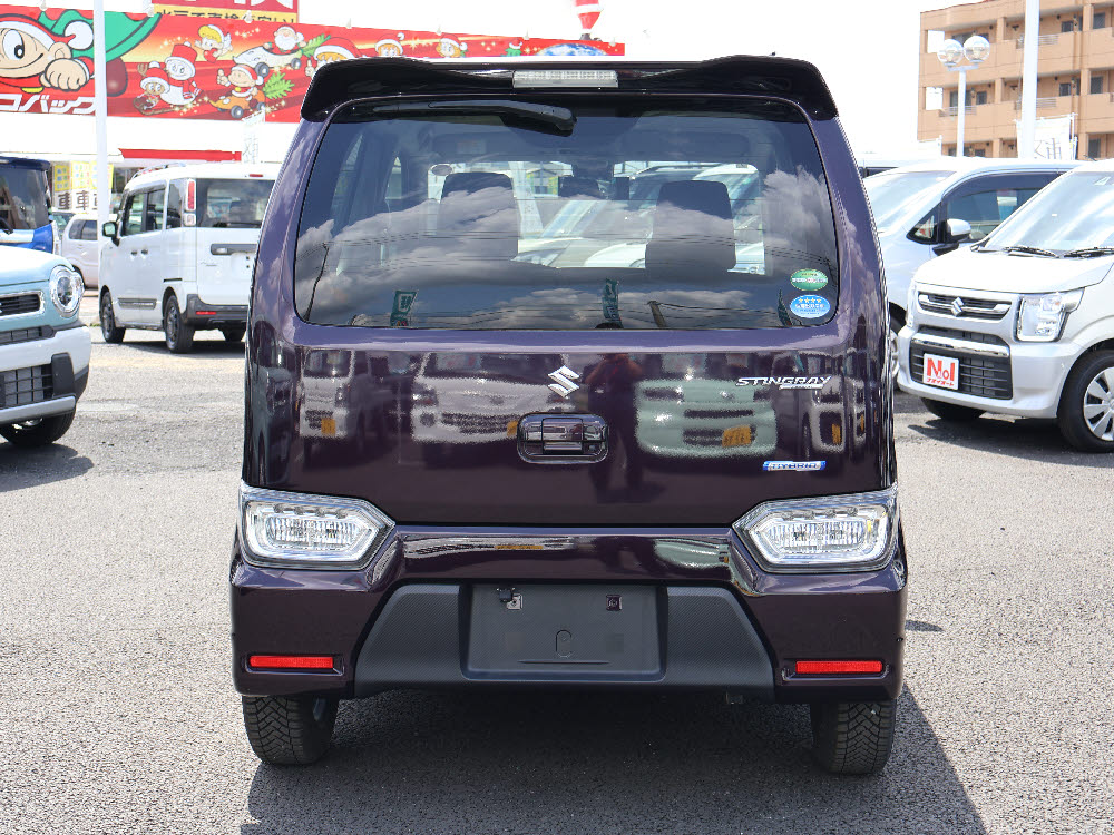 スズキ　ワゴンＲスティングレー　HYBRID　X4枚目