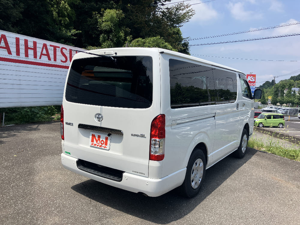 トヨタ ハイエースバン スーパーGL ダークプライムⅡ 4WD6枚目