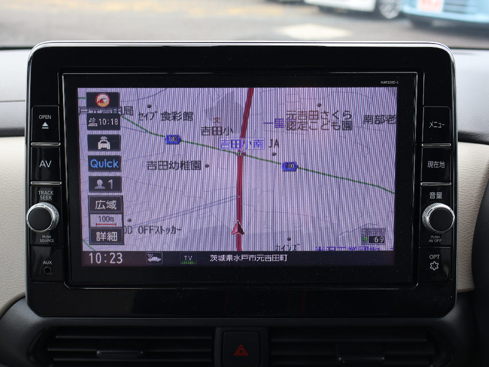 ニッサン　ルークス　X（純正9インチナビ）9枚目