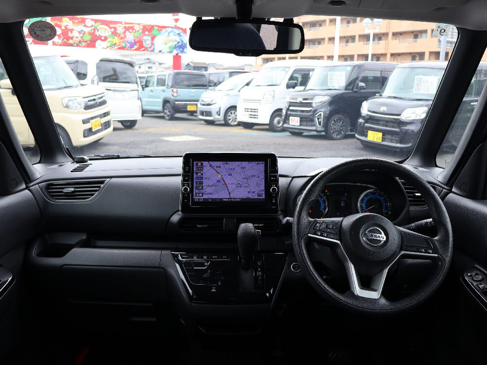 ニッサン　ルークス　ハイウェイスター　X　（9インチ）6枚目