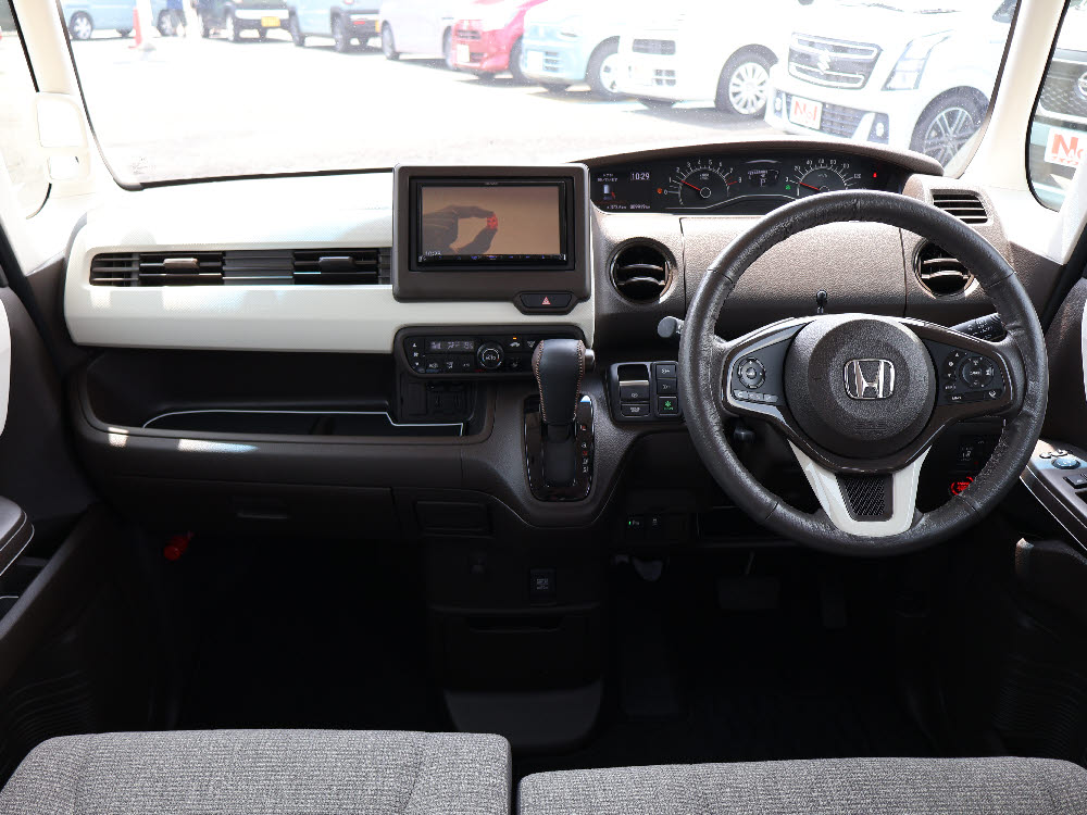 ホンダ N BOX L6枚目