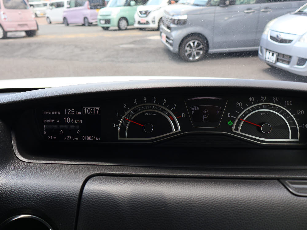 ホンダ N BOXカスタム L8枚目