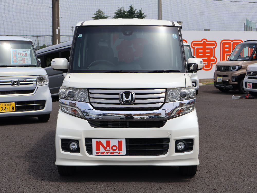 ホンダ　Ｎ ＢＯＸカスタム　GターボAパッケージ1枚目
