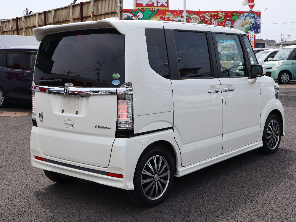 ホンダ　Ｎ ＢＯＸカスタム　GターボAパッケージ3枚目