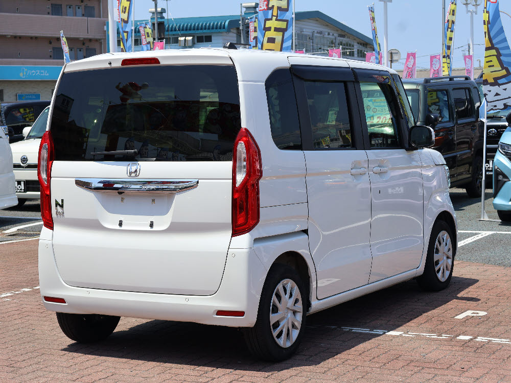 ホンダ N BOX G3枚目
