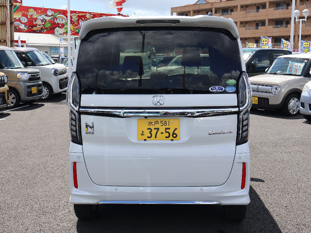 ホンダ　Ｎ ＢＯＸカスタム　EX・ターボ　4枚目