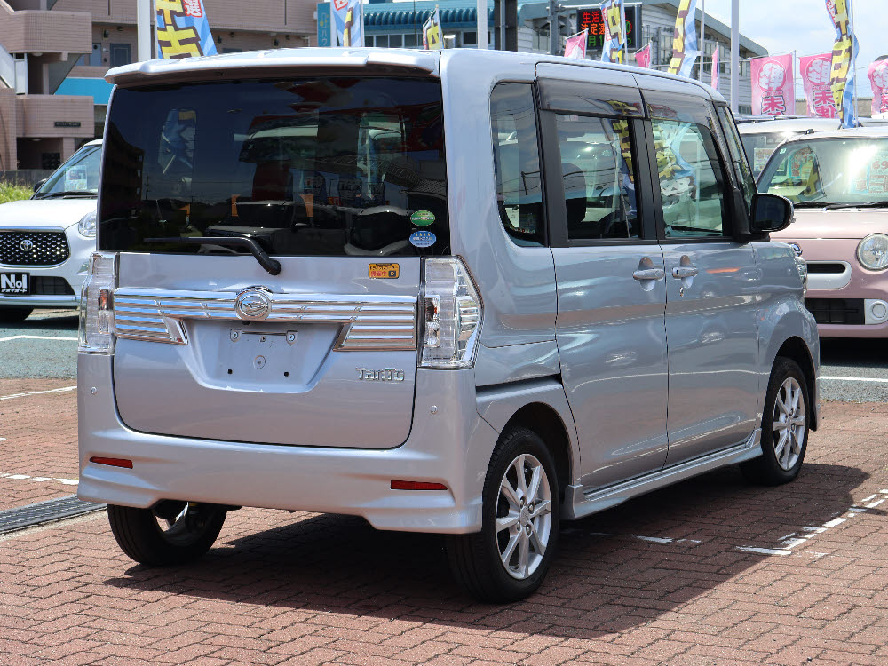 ダイハツ　タントカスタム　X-SAⅢ3枚目