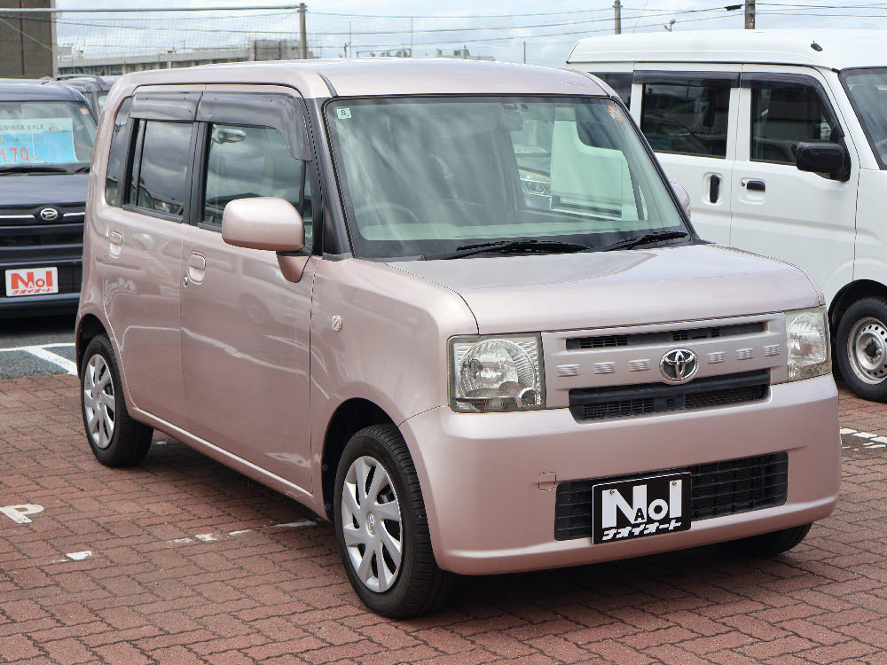 トヨタ ピクシス スペース L2枚目
