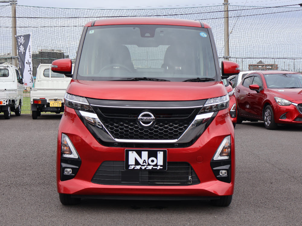 ニッサン　ルークス　ハイウェイスターX　9インチフルセグ1枚目