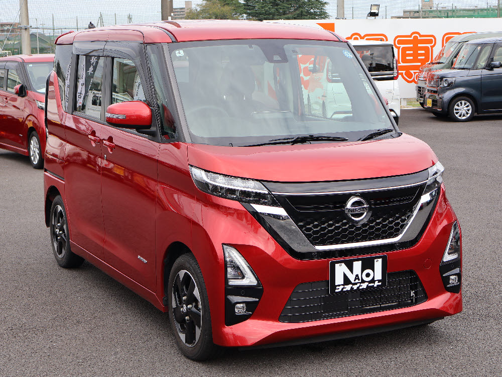 ニッサン　ルークス　ハイウェイスターX　9インチフルセグ2枚目