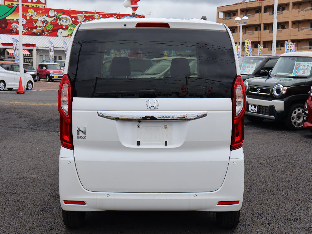 ホンダ N BOX L4枚目
