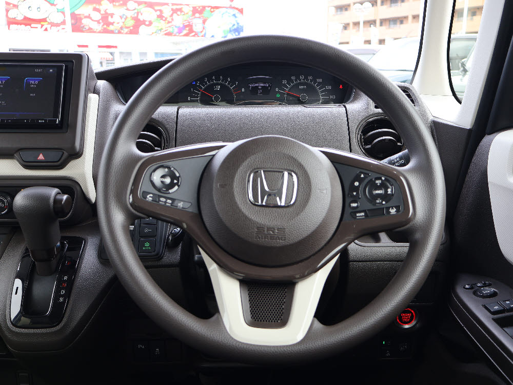 ホンダ N BOX L7枚目