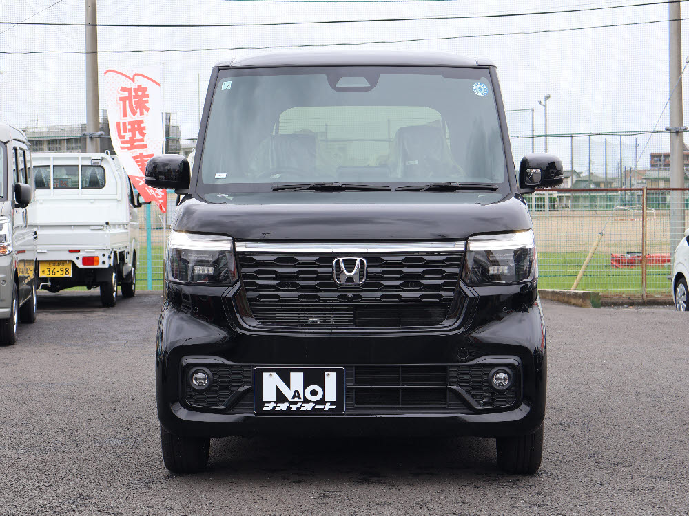 ホンダ　Ｎ ＢＯＸカスタム　特別仕様ブラックスタイル1枚目