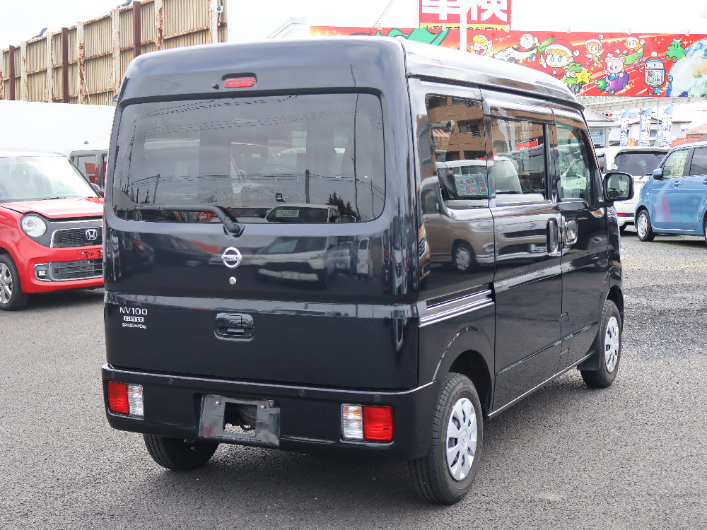 ニッサン　ＮＶ１００クリッパー　GX 2WD 4AT3枚目