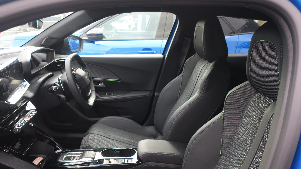 2008 GT B.HDI ヴァーディゴブルー9枚目