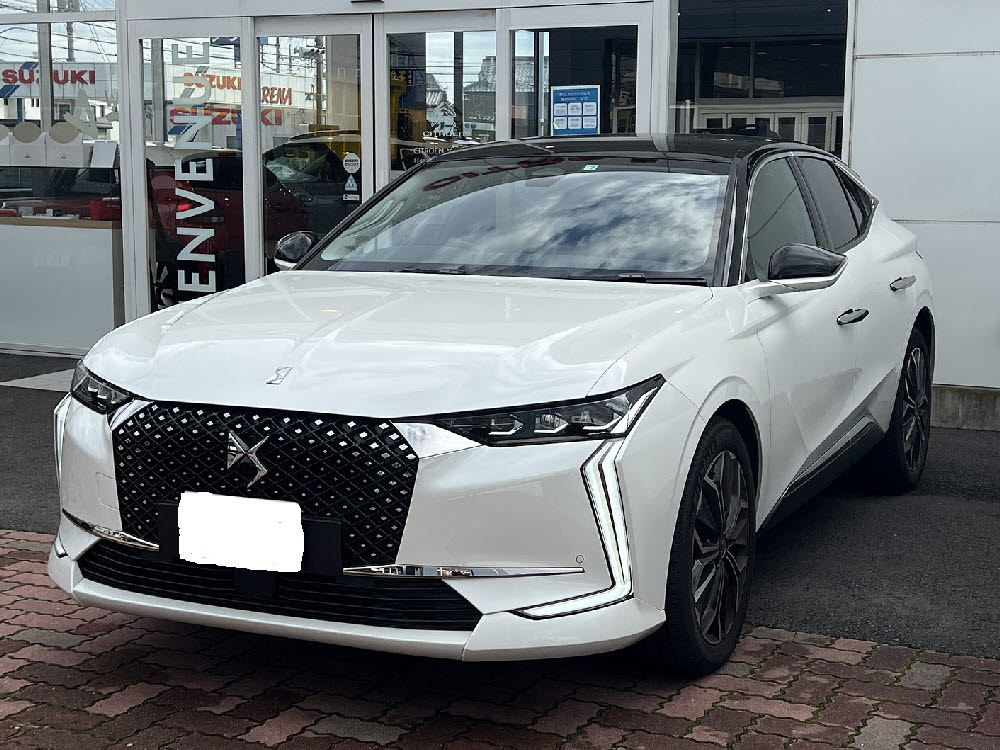 DS4 RIVOLI B.HDI 　パールホワイト