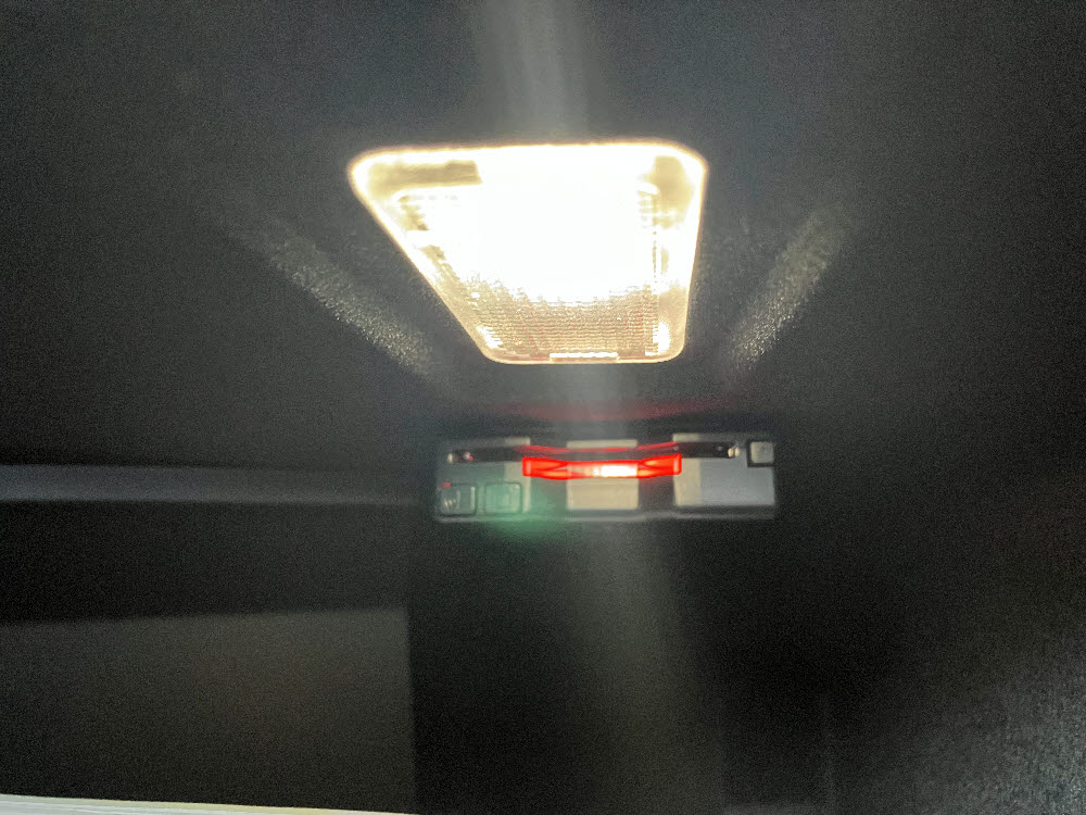 DS4 RIVOLI B.HDI パールホワイト15枚目